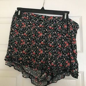 Flowy shorts